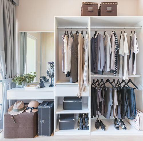 walk-in-closet