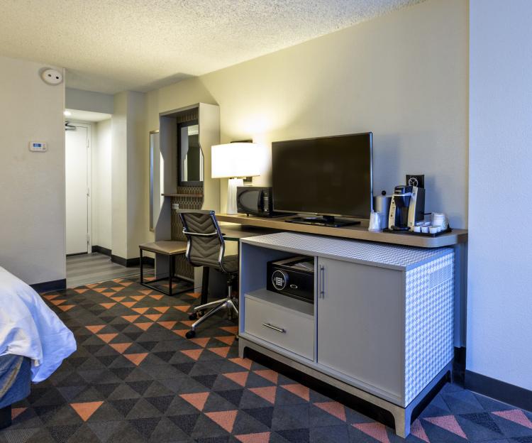 Holiday Inn - NN